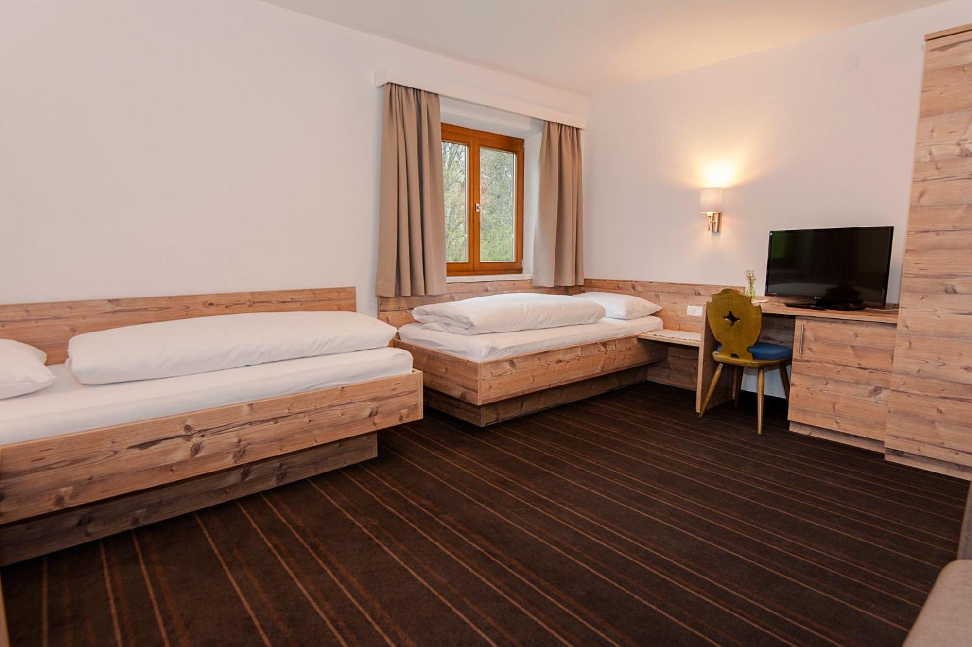 Pension Leuprecht Reutte Exterior foto